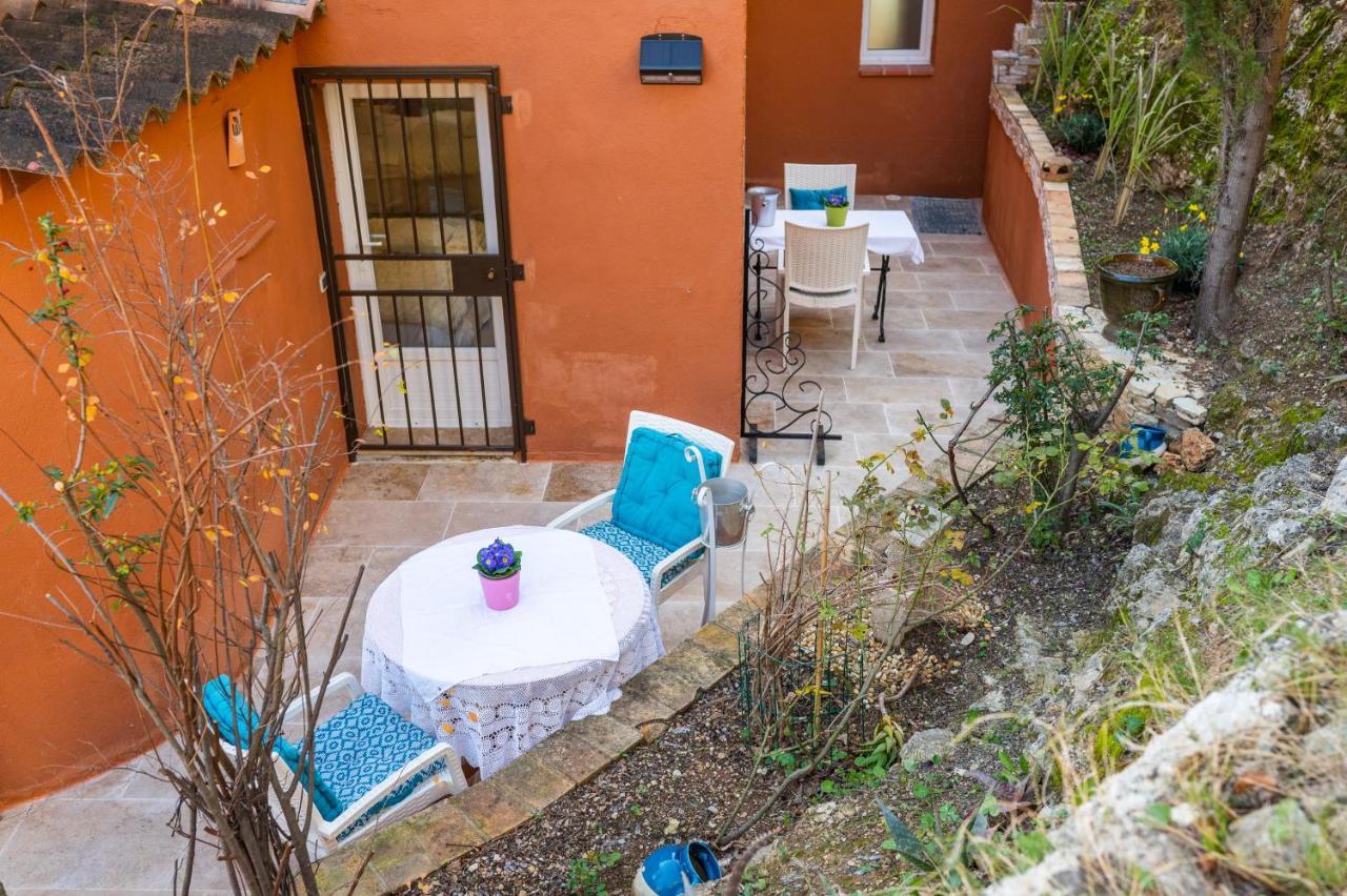 Appartement De Caractere Le Camelia, 56M², Dans Propriete Au Calme Avec Piscine By Le Mas De Louise Et Sacha Солье-Тука Экстерьер фото