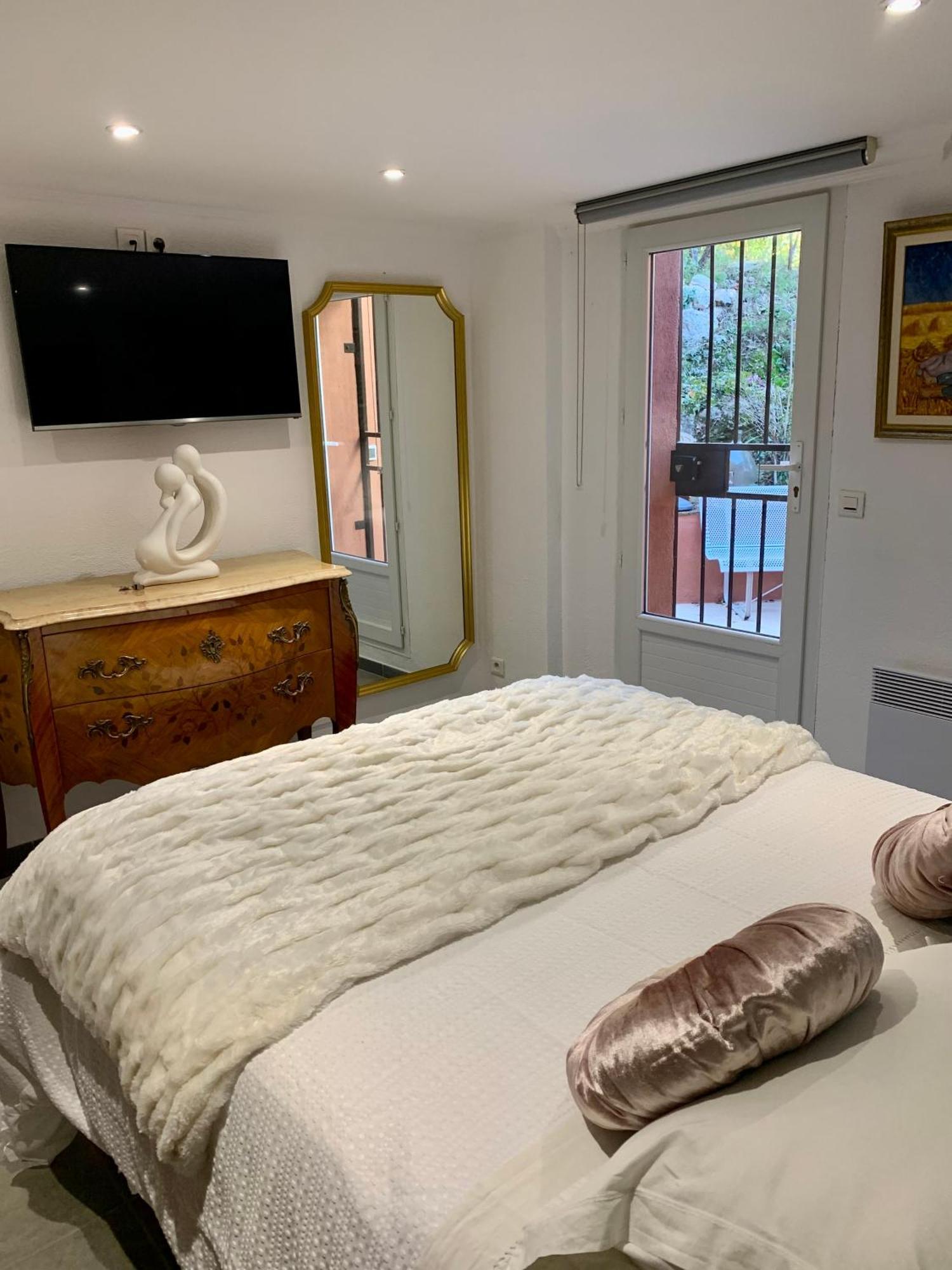 Appartement De Caractere Le Camelia, 56M², Dans Propriete Au Calme Avec Piscine By Le Mas De Louise Et Sacha Солье-Тука Экстерьер фото